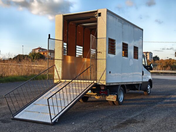 Iveco Daily - immagine 6