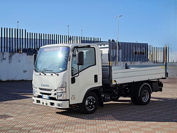 Isuzu NPR/NKR - immagine 3