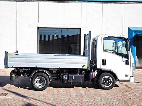 Isuzu NPR/NKR - immagine 8