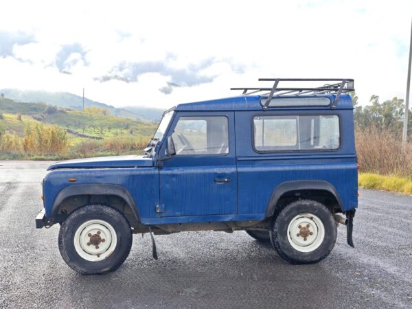 Land Rover Defender - immagine 4