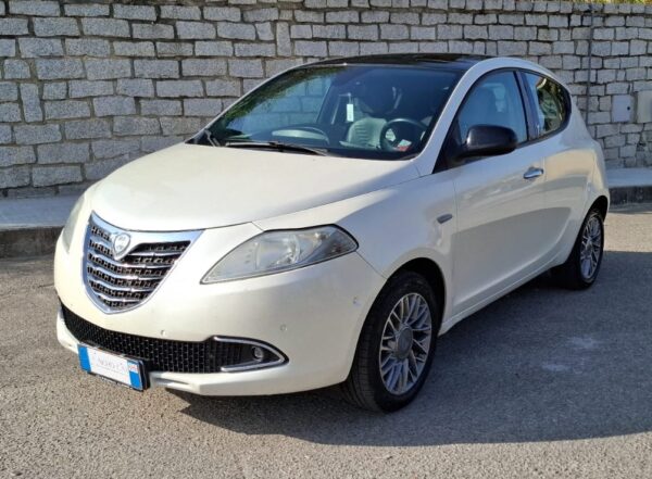 Lancia Ypsilon - immagine 3