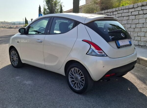 Lancia Ypsilon - immagine 5