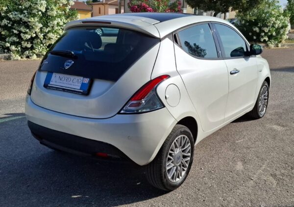 Lancia Ypsilon - immagine 7