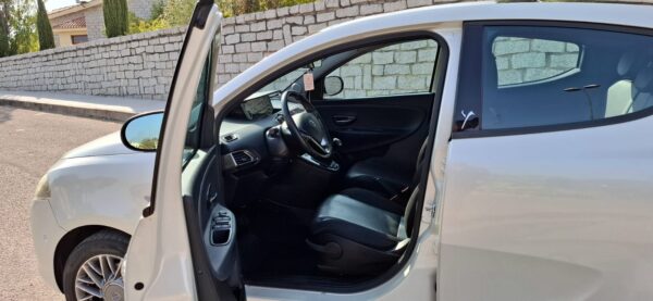 Lancia Ypsilon - immagine 10