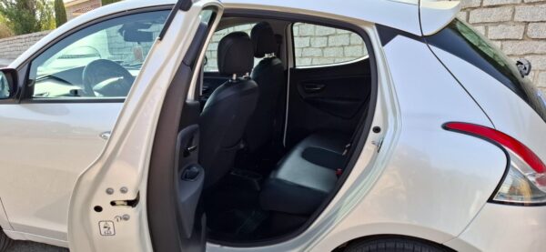 Lancia Ypsilon - immagine 14
