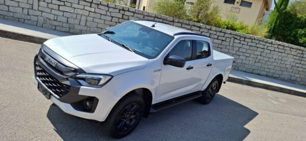 Isuzu D-Max