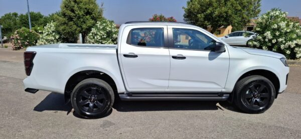 Isuzu D-Max - immagine 7