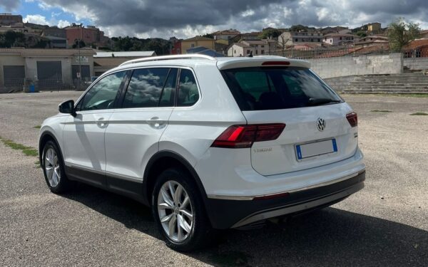 Volkswagen Tiguan - immagine 5