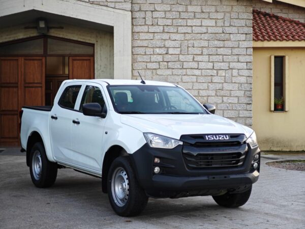 ISUZU D-Max Crew N60B mod 2024 A/T